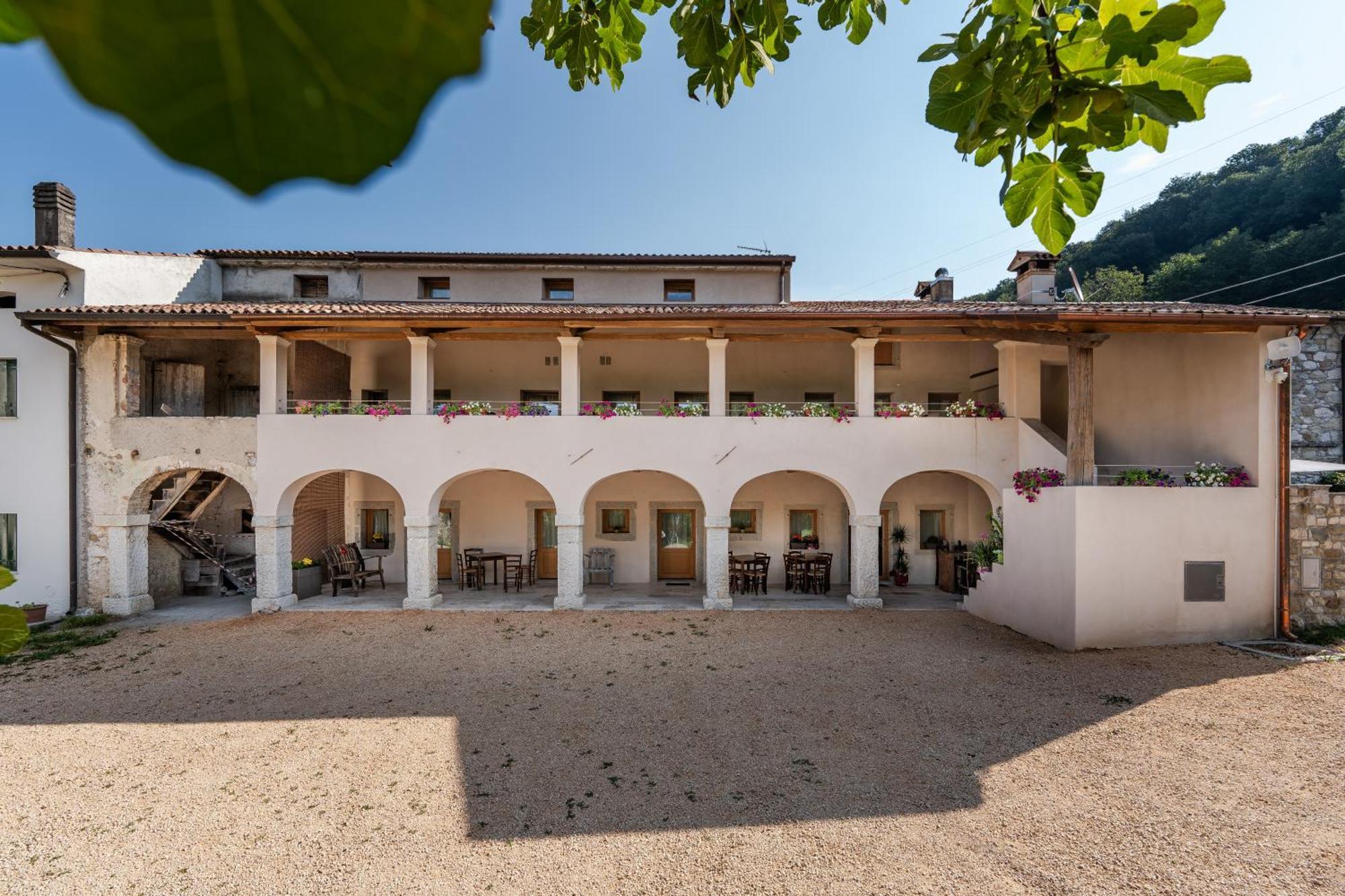 Agriturismo Il Bosco Camere Vittorio Veneto Luaran gambar
