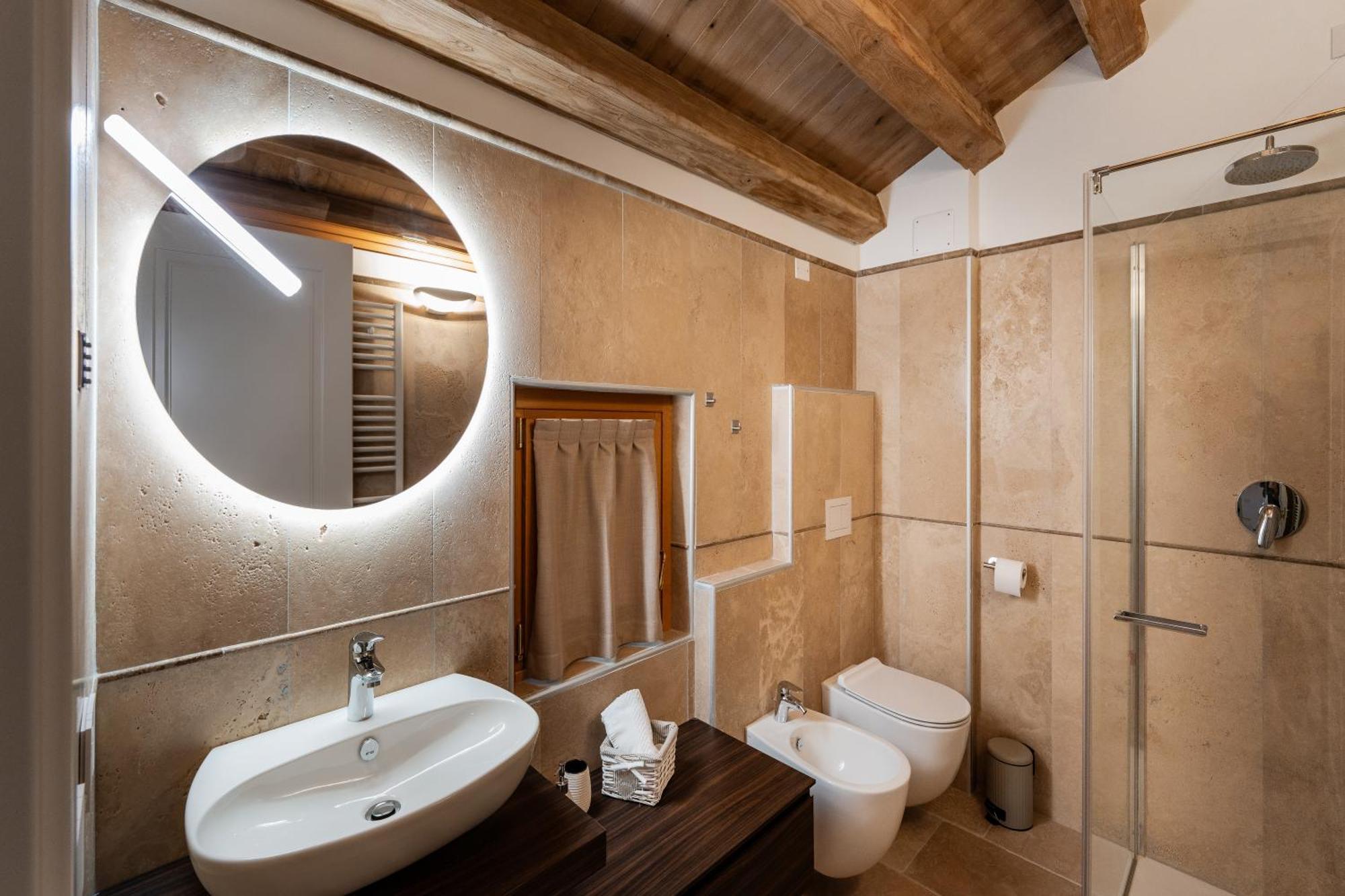 Agriturismo Il Bosco Camere Vittorio Veneto Luaran gambar